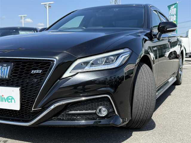 トヨタ クラウン ハイブリッド RS アドバンス 佐賀県 2018(平30)年 12.5万km プレシャスブラックパール トヨタセーフティーセンス/プリクラッシュセーフティー/レーンディパーチャーアラート/レーントレーシングアシスト/クリアランスソナー/レーダークルーズコントロール/レザーシートパッケージ/本革シート/前席シートヒーター/前席シートベンチレーション/ステアリングヒーター/助手席肩口パワーシートスイッチ/合成皮革巻きオーナメント表皮/純正ナビゲーション/AM/FM/Bluetooth/フルセグ/CD/DVD//バックカメラ/純正18インチアルミホイール/純正リアスポイラー/後席スモークフィルム/後席オートサンシェード/スマートキー/スペアキー/パドルシフト/LEDヘッドライト/前方ドライブレコーダー/USB入力端子