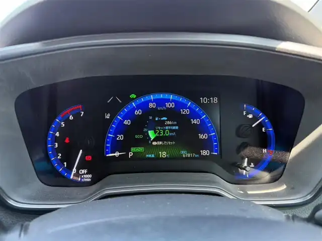トヨタ カローラツーリング ハイブリッド ダブルバイビー 愛知県 2021(令3)年 6.8万km スパークリングブラックパールクリスタルシャイン 純正ナビ(BT/AM/FM)/フルセグTV/バックカメラ/ビルトインETC2.0/レーダークルーズコントロール/インテリジェントクリアランスソナー/セーフティセンス/・プリクラッシュセーフティ/・レーントレーシングアシスト/・オートマチックハイビーム/・ロードサインアシスト/丸型1灯式LEDヘッドランプ/オートライト/オートエアコン/本革巻きステアリング/合皮/レザテックコンビスポーティシート/スマック17インチアルミホイール/スマートエントリー/スタートシステム