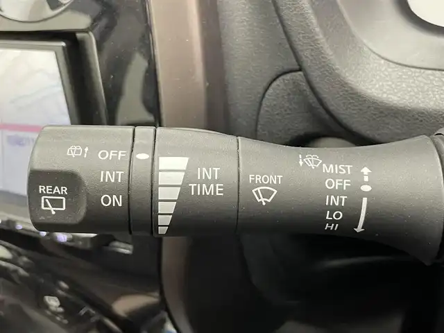 日産 ノート e－パワー メダリスト 愛知県 2020(令2)年 2.1万km ブリリアントシルバー 社外メモリナビ　Ｂｌｕｅｔｏｏｔｈ　ラジオ　全方位カメラ　デジタルインナーミラー　エマージェンシーブレーキ　衝突軽減　車線逸脱　追従クルコン　コーナーセンサー　ＬＥＤオートライト　ハーフレザー　禁煙車