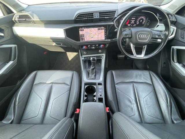 アウディ Ｑ３ 35TDIクワトロ アドバンスド 埼玉県 2020(令2)年 4.9万km グレーＭ 黒革　/シートヒーター　/パノラマサンルーフ　/アラウンドビューカメラ　/バーチャルコクピット　/ドラレコ　/ＥＴＣ