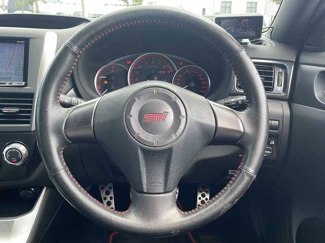スバル インプレッサ ＷＲＸ STi スペックC 青森県 2014(平26)年 9.7万km サテンホワイトパール 社外HDDナビ・フルセグTV/CD・DVD・Bluetooth・SD/フロント・バックカメラ/運転席レカロシート/レイズTE37SL 18インチアルミ/社外マフラー/STiエアロ/大型リアスポイラー/ブレンボゴールドキャリパー/スリットローター/HIDヘッドライト/LEDフォグランプ/ビルトインETC/キーレスキー