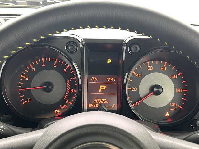 スズキ ジムニー XL 愛知県 2019(令1)年 2.1万km ジャングルグリーン 純正ディーラー7インチナビ/・フルセグ/・Bluetooth/ETC/前席シートヒーター/純正16インチアルミホイール/過給器/ABS/横滑り防止装置/ダウンヒルアシスト