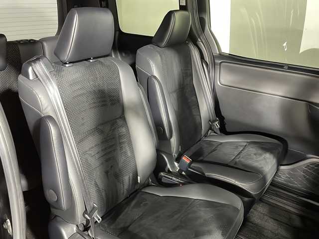 トヨタ ヴォクシー ZS 煌Ⅲ 広島県 2021(令3)年 4.2万km ブラック 純正9型ナビ/純正フリップダウンモニター/両側パワースライドドア/バックカメラ/クルーズコントロール/クリアランスソナー/セーフティセンス/・プリクラッシュセーフティ/・レーンディパーチャーアラート/・オートマチックハイビーム/LEDヘッドランプ/純正16インチAW/ETC/ドライブレコーダー
