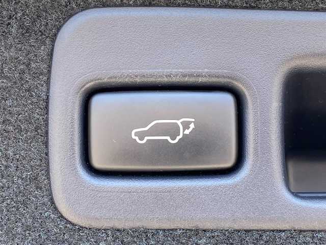 トヨタ ハリアー プログレス 岐阜県 2018(平30)年 5.2万km ホワイトパールクリスタルシャイン JBLプレミアムサウンド（OP）/三眼LEDヘッドライト/モデリスタラゲッジLEDライト/トヨタセーフティセンス/・プリクラッシュセーフティ/・レーンディパーチャーアラート/・オートマチックハイビーム/・レーダークルーズコントロール/インテリジェントクリアランスソナー/純正9.2インチナビ/（フルセグTV/CD/DVD/Bluetooth/AUX）/TVキャンセラー/全周囲カメラ/ハーフレザーシート/運転席パワーシート/パワーバックドア/純正18インチAW/純正フロアマット/純正ドアバイザー/純正ビルトインETC/カロッツェリア前後ドライブレコーダー/スマートキー×2/カードキー/スペアタイヤ