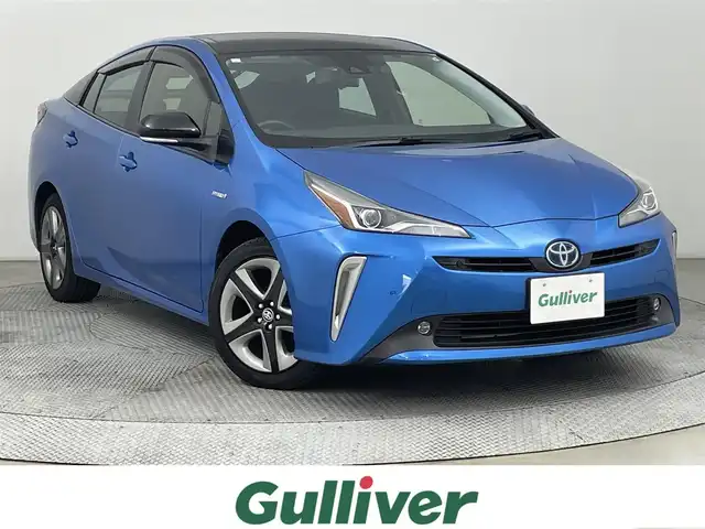 トヨタ プリウス S ツーリングセレクション 道央・札幌 2019(平31)年 6.8万km ブルーM ・４WD/・寒冷地仕様/・純正SDナビ/　CD/DVD/SD/BT/フルセグ/・バックカメラ/・ビルトインETC/・デジタルインナーミラー/・純正ドライブレコーダー/・トヨタセーフティセンス/・プリクラッシュセーフティ/・レーダークルーズコントロール/・レーンキープアシスト/・オートハイビーム/・クリアランスソナー/・レザーシート/・前席シートヒーター/・LEDヘッドライト/・フォグライト/・オートライト/・カーボン調ルーフフィルム/・純正AW/・プッシュスタート/・スマートキー/・純正フロアマット