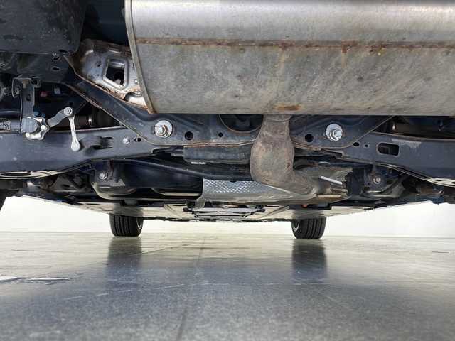トヨタ プリウス S ツーリングセレクション 長野県 2019(平31)年 6.8万km ブルーM ４WD/寒冷地仕様/純正SDナビ（CD/DVD/SD/Bluetooth//フルセグTV/AM/FM）/トヨタセーフティセンス/・プリクラッシュセーフティ/・レーダークルーズコントロール/・レーンキープアシスト/・オートハイビーム/・クリアランスソナー/純正前方ドライブレコーダー/バックカメラ/デジタルインナーミラー/ビルトインETC/レザーシート/前席シートヒーター/LEDヘッドライト/フォグライト/オートライト/カーボン調ルーフフィルム/純正17インチAW/プッシュスタート/スマートキー/純正フロアマット