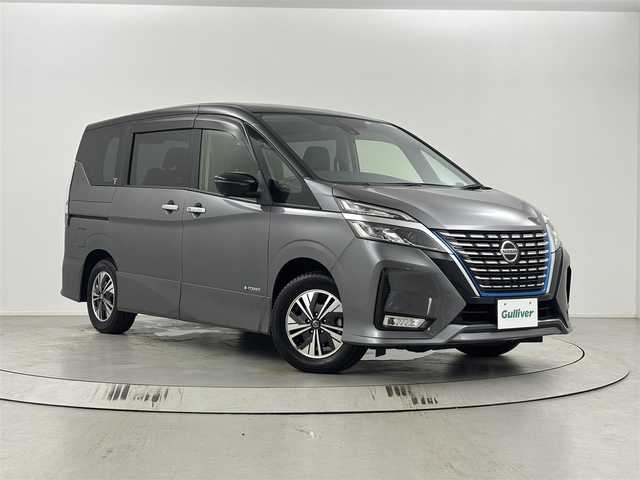 日産 セレナ e－パワー ハイウェイスター V 埼玉県 2020(令2)年 4.7万km ダークメタルグレー/ダイヤモンドブラック 純正ナビ（Bluetooth/CD/DVD/AM/FM）/フルセグTV/アラウンドビューモニター/プロパイロット/レーダークルーズコントロール/エマージェンシーブレーキ/横滑り防止装置/レーンキープアシスト/盗難防止装置/衝突軽減システム/コーナーセンサー/ステアリングヒーター/両側パワースライドドア/LEDヘッドライト/ETC/スマートキー