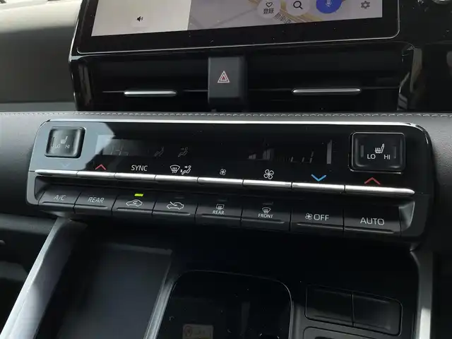 トヨタ ノア ハイブリッド S－Z 福岡県 2025(令7)年 0.1万km未満 アティチュードブラックマイカ 純正10.5型ディスプレイオーディオ＋（ナビ/CD/DVD/フルセグ/BT)トヨタセーフティセンスバックカメラ両側パワースライドドアレーダークルーズコントロールデジタルインナーミラーBSMLEDヘッドライトオートライトハーフレザーシート前席シートヒーターETC2.0