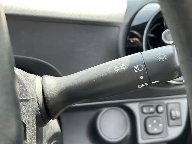 トヨタ アクア S 栃木県 2018(平30)年 10万km グレーメタリック 純正7インチナビ/フルセグTV/DVD/Bluetooth/バックカメラ/ETC/前後ドライブレコーダー/ステアリングリモコン/アイドリングストップ/横滑り防止装置/電動格納ミラー/ドアバイザー