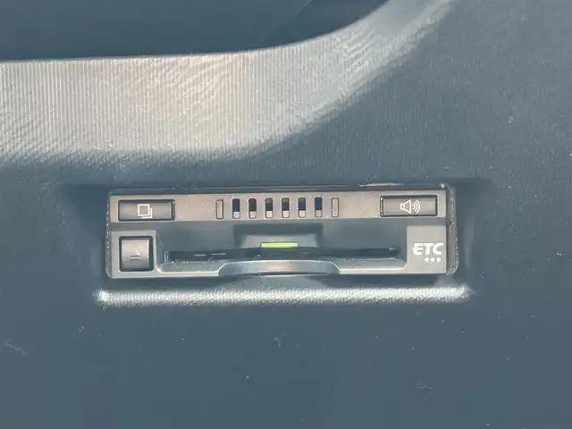 トヨタ アクア S 栃木県 2018(平30)年 10万km グレーメタリック 純正7インチナビ/フルセグTV/DVD/Bluetooth/バックカメラ/ETC/前後ドライブレコーダー/ステアリングリモコン/アイドリングストップ/横滑り防止装置/電動格納ミラー/ドアバイザー