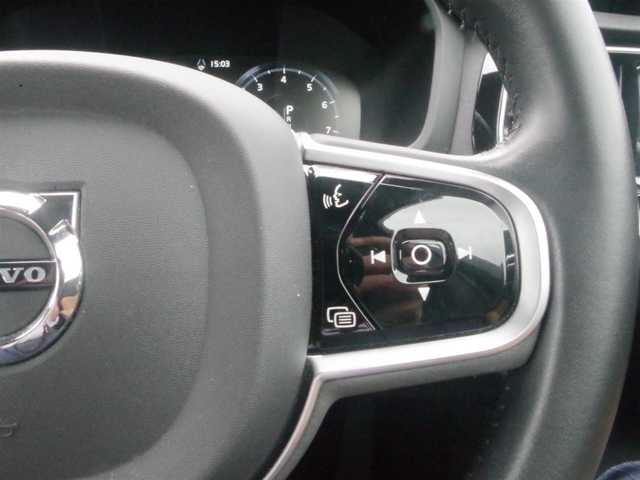 ボルボ Ｖ６０ クロスカントリー T5 AWD 岩手県 2019(令1)年 4.1万km オニキスブラックP レザーパッケージ/インテリセーフ /BLIS/LKA/CTA/ACC/純正ナビ/フルセグTV/全方位カメラ/パークアシスト/ブラウンレザー/パワーシート/シートヒーター/パワーテールゲート/ETC/ドラレコ