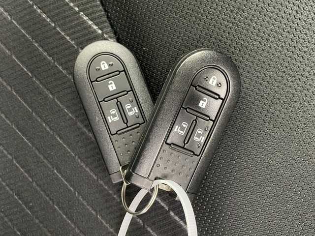 トヨタ ルーミー G S 栃木県 2017(平29)年 3.5万km レーザーブルークリスタルシャイン ワンオーナー/純正SDナビ（Bluetooth　CD　AM FM）/ワンセグTV/両側電動スライドドア/衝突軽減ブレーキ/バックカメラ/ETC/ステアリングスイッチ/スマートキー×２/電動格納ミラー/ドアバイザー/プッシュスタート