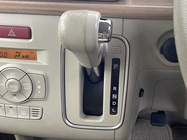 スズキ ラパン X 埼玉県 2015(平27)年 7.6万km フレンチミントPM 純正メーカーナビ　/パノラマモニター　/ビルトインＥＴＣ　/フルセグＴＶ　/オートライト　/ＵＳＢ　/シートヒーター　/Ｂｌｕｅｔｏｏｔｈ　/ＡＵＸ　/スマートキー　/純正フロアマット　/ＤＶＤ再生