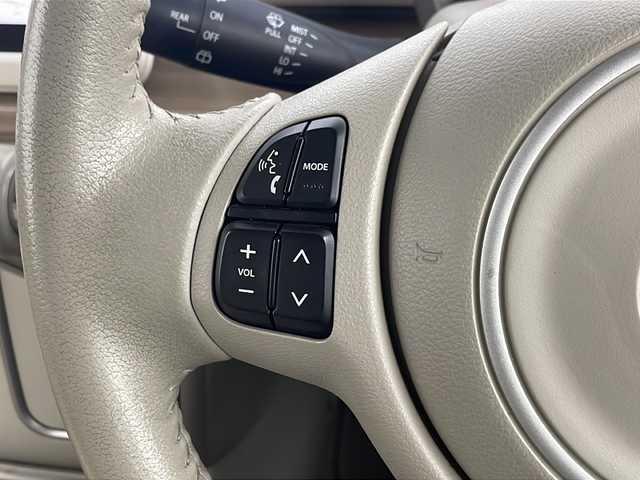 スズキ ラパン X 埼玉県 2015(平27)年 7.6万km フレンチミントPM 純正メーカーナビ　/パノラマモニター　/ビルトインＥＴＣ　/フルセグＴＶ　/オートライト　/ＵＳＢ　/シートヒーター　/Ｂｌｕｅｔｏｏｔｈ　/ＡＵＸ　/スマートキー　/純正フロアマット　/ＤＶＤ再生
