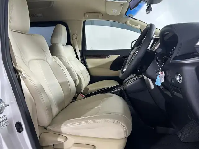トヨタ アルファード X 佐賀県 2020(令2)年 2.8万km ホワイトパールクリスタルシャイン アルパイン11インチナビ/フルセグテレビ/CD/DVD/SD/BT/FM.AM/バックカメラ/ミラー型前後ドライブレコーダー/プリクラッシュセーフティ/レーンディパーチャーアラート/オートハイビーム/レーダークルーズコントロール/クリアランスソナー/電動パーキングブレーキ/ブレーキホールド/ビルトインETC/両側パワースライドドア/レザー調シートカバー/社外20インチアルミホイール/スマートキー×2/保証書/取扱説明書
