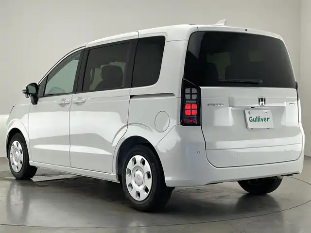 ホンダ フリード ハイブリット e:HEV AIR 愛知県 2025(令7)年 0.1万km プラチナホワイトパール ホンダコネクトナビ装着用ＰＫＧ　禁煙車　両側電動スライド　ホンダセンシング　衝突軽減　オートハイビーム　追従クルコン　誤発進抑制　ＬＥＤヘッドライト　コーナーセンサー　プッシュスタート　スマートキー　電子パーキング　ブレーキホールド　カーテンエアバッグ