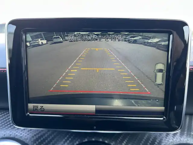 メルセデス・ベンツ Ａ１８０ 岡山県 2013(平25)年 10.6万km コスモスブラック 登録時走行距離105721km/純正ナビ/フルセグTV(CD.DVD.TV.BT)/バックカメラ/ETC/クリアランスソナー/衝突軽減ブレーキ/横滑り防止装置/クルーズコントロール/オートライト/アイドリングストップ/18インチ純正AW/純正フロアマット/ハーフレザーシート/D席パワーシート