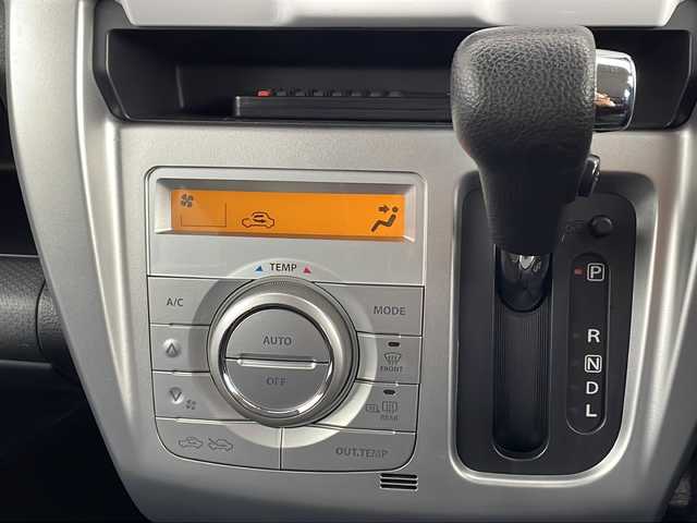 スズキ ハスラー G 千葉県 2017(平29)年 3.2万km クールカーキPM ナビＡＶＩＣ－ＲＺ５０１　バックカメラ　ＥＴＣ　Ｂｔ　ワンセグＴＶ　シートヒーター　レーダーブレーキ アイドリングストップ　　マット　スマートキー　プッシュスタート　横滑り防止　クールカーキカラー