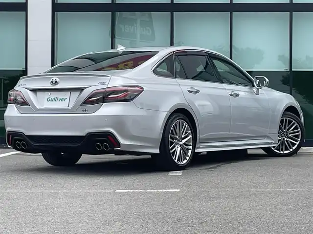 トヨタ クラウン ハイブリッド RS 和歌山県 2021(令3)年 2.5万km シルバーM 純正12.3インチナビ/バックカメラ/フルセグTV/BT/CD/衝突軽減ブレーキ/ブラインドスポットモニター/レーンキープアシスト/レーダークルコン/オートライト/前後コーナーセンサー/ビルトインETC2.0 /シートヒーター/パワーシート/ステアリングリモコン/ステアリングヒーター/フルオートパワーウィンドウ/LEDヘッドライト/フォグランプ/ドアバイザー