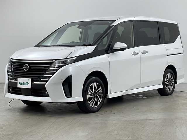日産 セレナ ハイウェイスター V 道央・札幌 2023(令5)年 4.7万km プリズムホワイト ・4WD/・純正ナビ&BT&USB/・インテリジェントアラウンドビューモニター/・両側パワースライドドア/・プロパイロット/・インテリジェントクルーズコントロール/・インテリジェントエマージェンシーブレーキ/・レーンキープアシスト/・ステアリングヒーター/・コーナーセンサー/・デジタルインナーミラー/・置くだけ充電/・ETC/・パドルシフト/・LEDヘッドライト/・オートライト/・スマートキー