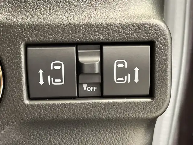 スズキ スペーシア カスタム HYBRID XS 栃木県 2024(令6)年 0.2万km 茶 純正9インチメモリナビ/（フルセグTV/Bluetooth/USB//AppleCarPlay/AndoroidAuto）/全方位カメラ/トヨタセーフティセンス/コーナーセンサー/両側パワースライドドア/ハーフレザーシート/シートヒーター/禁煙車/ステアリングヒーター/ヘッドアップディスプレイ/オートライト/LEDヘッドライト/横滑り防止装置/フォグランプ/スマートキー/プッシュスタート/アイドリングストップ/ステアリングスイッチ/革巻きステアリング/ウィンカーミラー/純正15インチアルミホイール/純正フロアマット