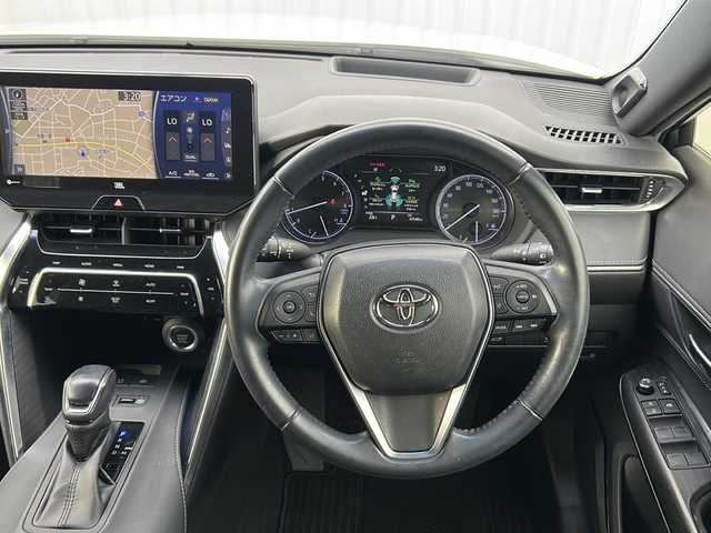 トヨタ ハリアー Z 三重県 2020(令2)年 4.8万km ホワイトパールクリスタルシャイン 純正ナビ　/全周囲カメラ　/ＢＳＭ　/ＪＢＬ　/デジタルインナーミラー　/ビルトインＥＴＣ２．０　/前後コーナーセンサー　/USB給電/パワーバックドア　/運転席パワーシート　/レーダークルーズコントロール　/レーンキープアシスト/衝突軽減ブレーキ/ハーフレザーシート/ヘッドアップディスプレイ/革巻きステアリング/ステアリングスイッチ/ＬＥＤヘッドライト/オートハイビーム/オートライト/電子パーキング/純正フロアマット/電動格納ミラー/禁煙車