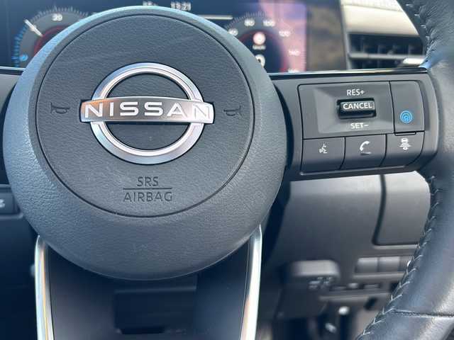 日産 オーラ G レザーエディション 山形県 2022(令4)年 1.6万km ピュアホワイトパール プロパイロット/レーダークルーズコントロール/ブラインドスポットモニター/BOSEプレミアムサウンド/純正ナビ/アラウンドビューモニター/LEDオートライト/オートマチックハイビーム/フォグランプ/レザーシート/純正ドライブレコーダー/デジタルインナーミラー/電動パーキングブレーキ/オートブレーキホールド/ステアリングスイッチ/置くだけ充電/ビルトインETC2.0/純正AW/純正フロアマット/電動格納ウィンカーミラー/スマートキー/ドアバイザー