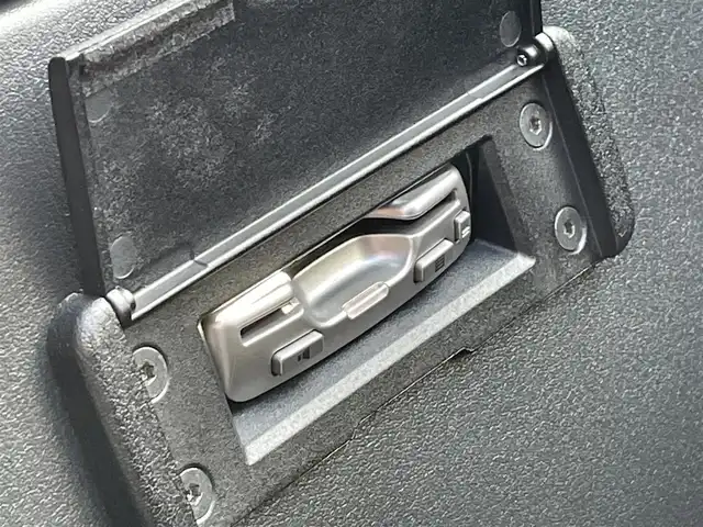 マツダ ロードスター RS 千葉県 2015(平27)年 2.1万km ジェットブラックマイカ 6MT/マツダスピードエアロ/BLITZ車高調/GPスポーツエグザスエボチューンマフラー/オートエグゼリアスポイラー/オートエグゼステアリング/オートエグゼエンジンカバー/BLITZタワーバー/ピボットスロコン/純正レカロハーフレザーシート/シートヒーター/マツダコネクトSDナビ/・CD/DVD/Bluetooth/フルセグTV/バックカメラ/車線逸脱警報/ブラインドスポットモニター/スマートキー/純正16インチアルミホイール/純正LEDヘッドライト/ETC/社外ドライブレコーダー/本革巻きステアリング/新車時保証書＆取扱説明書