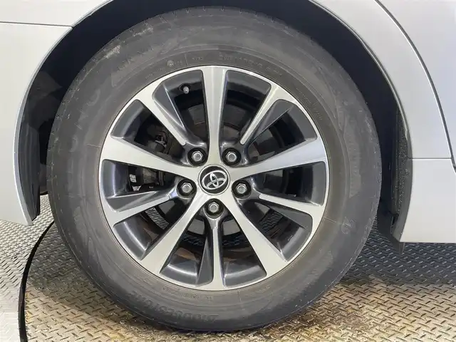 トヨタ マークＸ 250S 愛知県 2016(平28)年 9.7万km シルバーM 純正SDナビ（NSCD-W66)/・AM/FM/CD/DVD/Bluetooth/・テレビ/Toyota Safety Sense/・衝突軽減ブレーキ/・レーンキープアシスト/・レーダークルーズコントロール/クリアランスソナー/バックカメラ/ドライブレコーダー/ETC/プッシュスタートボタン/スマートキー/純正16インチアルミホイル/LEDヘッドライト/パワーシート（D席+N席）/シートヒーター（D席+N席）/オートライト/オートエアコン/電格ミラー/ドアバイザー/純正フロアマット/保証書/取扱説明書