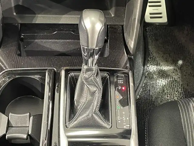 トヨタ マークＸ 250S 愛知県 2016(平28)年 9.7万km シルバーM 純正SDナビ（NSCD-W66)/・AM/FM/CD/DVD/Bluetooth/・テレビ/Toyota Safety Sense/・衝突軽減ブレーキ/・レーンキープアシスト/・レーダークルーズコントロール/クリアランスソナー/バックカメラ/ドライブレコーダー/ETC/プッシュスタートボタン/スマートキー/純正16インチアルミホイル/LEDヘッドライト/パワーシート（D席+N席）/シートヒーター（D席+N席）/オートライト/オートエアコン/電格ミラー/ドアバイザー/純正フロアマット/保証書/取扱説明書