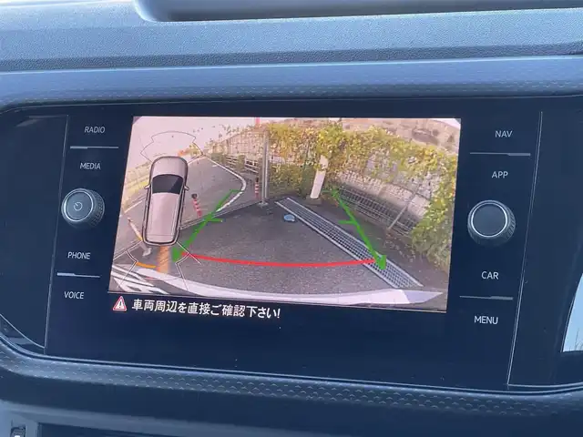 フォルクスワーゲン Ｔ－クロス TSI 1st 山梨県 2020(令2)年 3万km グレー 純正ナビ　/フルセグTV　/AppleCarPlay　/AndoroidoAuto　/Bluetooth　/バックカメラ　/ETC2.0　/非接触充電　/ACC　/オートライト　/コーナーセンサー　/ブラインドスポット　/アイドリングストップ　/ドラレコ前後