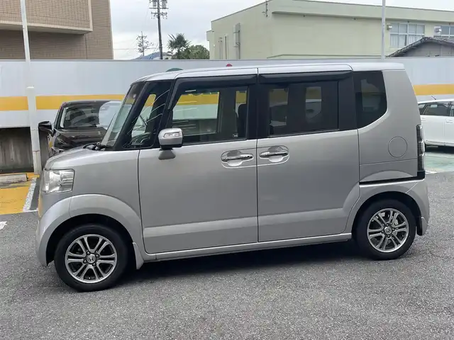 ホンダ Ｎ ＢＯＸ G SSパッケージ 静岡県 2013(平25)年 7.4万km アラバスターシルバーメタリック ワンオーナー/純正CDデッキ/FM/AM/AUX/両側パワースライドドア/ETC/ステアリングスイッチ/純正14インチAW/スマートキー×2/保証書/取扱説明書/H28/30/R2/4/6点検記録簿有