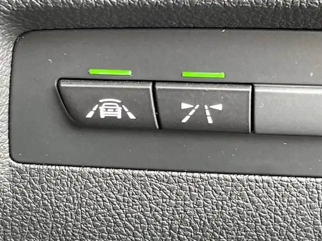 ＢＭＷ １１８ｄ Mスポーツ エディションシャドー 静岡県 2017(平29)年 5.1万km ミネラルグレー 茶革シート/シートヒーター /ダークカラーLEDライト/ブラックキドニーグリル/純正18インチジェットブラックホイール/レザーステアリングホイール/iDrive/(Bluetooth/CD/DVD/USB)/インテリジェントセーフティー/ACC/ドライビングパフォーマンスコントロール/バックカメラ /ETC/ドライブレコーダー/保証書