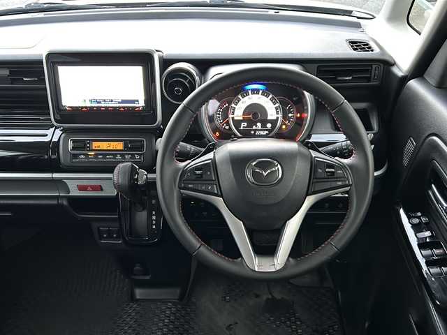 マツダ フレアワゴン カスタムスタイル ハイブリッド XT 山形県 2018(平30)年 7.3万km シルバー 禁煙車/4WD/デュアルセンサーブレーキ/レーンキープアシスト/横滑り防止装置/オートマチックハイビーム/後方コーナーセンサー/バックカメラ/純正SDナビ/（Bluetooth/フルセグ/AM/FM/USB)/テレビキャンセラー/両側パワースライドドア/アイドリングストップ/ステアリングスイッチ/パドルシフト/ハーフレザー/前席シートヒーター/社外フロアマット/社外アルミホイール/電動格納ミラー/ドアバイザー/LEDヘッドライト/フォグランプ/ホイール付きスタッドレスタイヤ車載4本/（155/65/R14)3mm