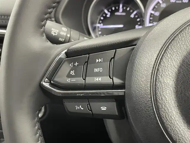 マツダ ＣＸ－５ XD プロアクティブ 埼玉県 2023(令5)年 4.5万km ロジウムホワイトプレミアムメタリック ＢＯＳＥ　純正１０．２５インチナビ　３６０度ビューモニター　ＢＳＭ　ＨＵＤ　ＥＴＣ　前後ドライブレコーダー　レーダークルーズコントロール　シートヒーター　メモリシート　ワイヤレス充電　オートハイビーム