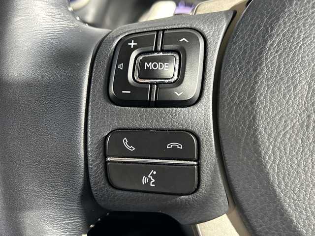 レクサス ＮＸ 300h バージョンL 神奈川県 2019(令1)年 6.2万km ソニッククォーツ 純正SDナビゲーションシステム/フルセグ　CD DVD/Bluetooth　SD　USB　AUX/パノラミックビューモニター/パノラミックルーフ/ハンズフリーパワーバックドア/AC100V【リア】/純正ビルトインETC2.0/セーフティシステムプラス/ブラインドスポットモニター/プリクラッシュセーフティシステム/レーンディパーチャーアラート/アダブティブハイビームシステム/レーダークルーズコントロール/ドライブモードセレクト/前後ソナー/アイドリングストップ/革巻きステアリング/パドルシフト/シートヒーター/革シート/前席/後席シートヒーター/前席パワーシート/ベンチレーション/運転席ポジションメモリー/電動パーキングブレーキ/オートブレーキホールド/nanoe/自動防眩ミラー/プッシュスタート/スマ＾とキー/3眼LEDヘッドランプ/LEDデイライト/ヘッドランプクリーナー/オートライト/純正リアスポイラー/純正18インチアルミホイール/電格ウインカーミラー