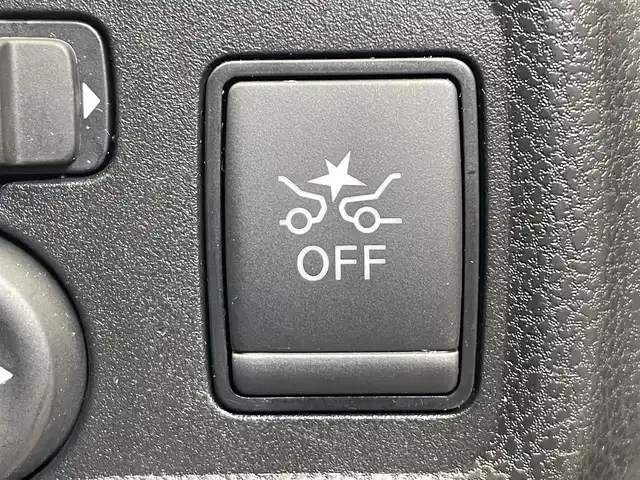 日産 ノート e－パワー B FOUR 岩手県 2021(令3)年 1.5万km ホワイト ４WD　/アラウンドビューモニター/エマージェンシーブレーキ/ETC/インテリジェントルームミラー/コーナーセンサー/横滑り防止装置/レーンアシスト/Pioneerオーディオ/オートライト/オートエアコン/ヘッドライトレベライザー/ハイビームアシスト/プッシュスタート/14インチスチールホイール/純正ホイールキャップ