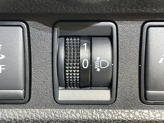 日産 ノート e－パワー B FOUR 岩手県 2021(令3)年 1.5万km ホワイト ４WD　/アラウンドビューモニター/エマージェンシーブレーキ/ETC/インテリジェントルームミラー/コーナーセンサー/横滑り防止装置/レーンアシスト/Pioneerオーディオ/オートライト/オートエアコン/ヘッドライトレベライザー/ハイビームアシスト/プッシュスタート/14インチスチールホイール/純正ホイールキャップ