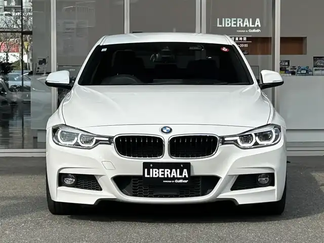 ＢＭＷ ３２０ｄ Mスポーツ 福岡県 2016(平28)年 7万km アルピンホワイトⅢ 純正ナビ/Bluetooth/CD/DVD/Bカメラ/パドルシフト/アダクティブクルーズコントロール/ブラインドスポットモニター/前席メモリ付パワーシート/コンフォートアクセス/ドラレコ/ETC