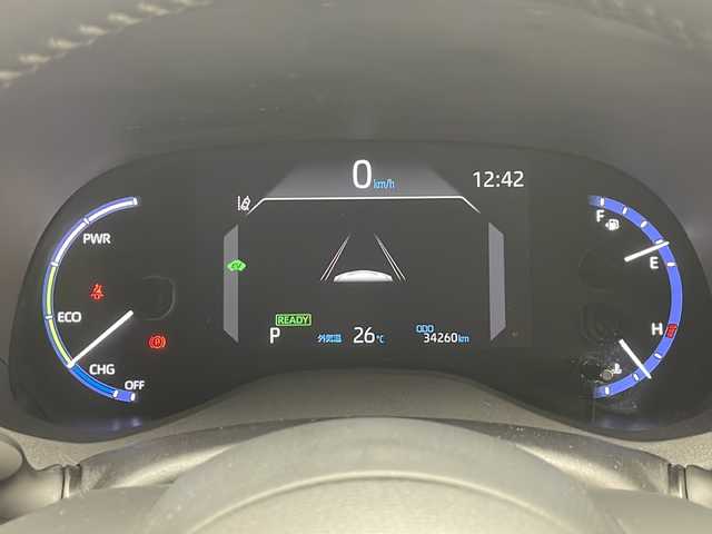 トヨタ ヤリスクロス ハイブリッド Z 千葉県 2020(令2)年 3.5万km ブラックマイカ 純正ディスプレイオーディオ/・ナビキット/・フルセグTV/Bluetooth/・Apple car play/Android Auto/パノラミックビューモニター/ETC2.0/ブラインドスポットモニター（BSM）/Toyota Safety Sense/・プリクラッシュセーフティ/・レーダークルーズコントロール（全車速追従機能付）/・レーントレーシングアシスト（LTA）/・ロードサインアシスト（RSA）/・オートマチックハイビーム（AHB)/・ロードサインアシスト（RSA)/クリアランスソナー/トヨタ18インチアルミホイール/AC100V/前後ドラレコ/オートホールド/革巻ステアリング/ステアリングスイッチ/ハーフレザー(合皮)/パワーシート/前席シートヒーター/LEDヘッドランプ/フォグランプ/プッシュスタート/スペアキー×1