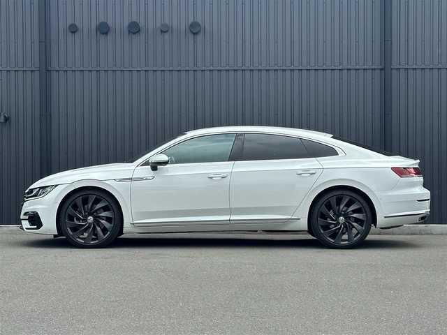 フォルクスワーゲン アルテオン TSI 4モーション Rラインアドバンス 福島県 2019(令1)年 3.5万km オリックスホワイトパールエフェクト アダプティブクルーズコントロール/ヘッドアップディスプレイ/レーンアシスト/サイドアシスト/黒革シート/全席シートヒーター/パワーシート/純正ナビ/360°カメラ/フルセグTV/AppleCarPlay/AndroidAuto/ETC2.0/パワートランク/パドルシフト/ドライブモード/コーナーセンサー /オートホールド /LEDヘッドライト/アンビエントライト/純正20インチAW/保証書/スペアキー