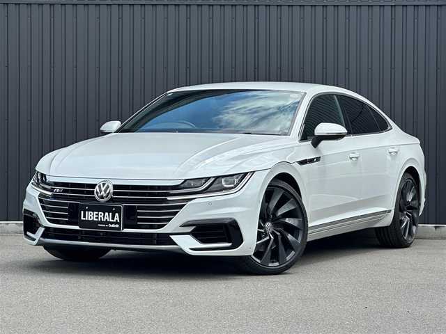 フォルクスワーゲン アルテオン TSI 4モーション Rラインアドバンス 福島県 2019(令1)年 3.5万km オリックスホワイトパールエフェクト アダプティブクルーズコントロール/ヘッドアップディスプレイ/レーンアシスト/サイドアシスト/黒革シート/全席シートヒーター/パワーシート/純正ナビ/360°カメラ/フルセグTV/AppleCarPlay/AndroidAuto/ETC2.0/パワートランク/パドルシフト/ドライブモード/コーナーセンサー /オートホールド /LEDヘッドライト/アンビエントライト/純正20インチAW/保証書/スペアキー