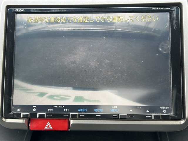 ホンダ フリード G ジャストセレクション 鹿児島県 2013(平25)年 11万km コバルトブルーパール ナビ　/ＴＶ　　/バックカメラ　/ＥＴＣ　/パワースライドドア　/ＨＩＤライト　/純正フロアマット　/ウォークスルー　/スマートキー　/CDプレイヤー　/オートエアコン　/横滑り防止装置　/オートライト　/3列シート　