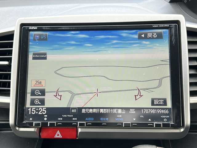 ホンダ フリード G ジャストセレクション 鹿児島県 2013(平25)年 11万km コバルトブルーパール ナビ　/ＴＶ　　/バックカメラ　/ＥＴＣ　/パワースライドドア　/ＨＩＤライト　/純正フロアマット　/ウォークスルー　/スマートキー　/CDプレイヤー　/オートエアコン　/横滑り防止装置　/オートライト　/3列シート　
