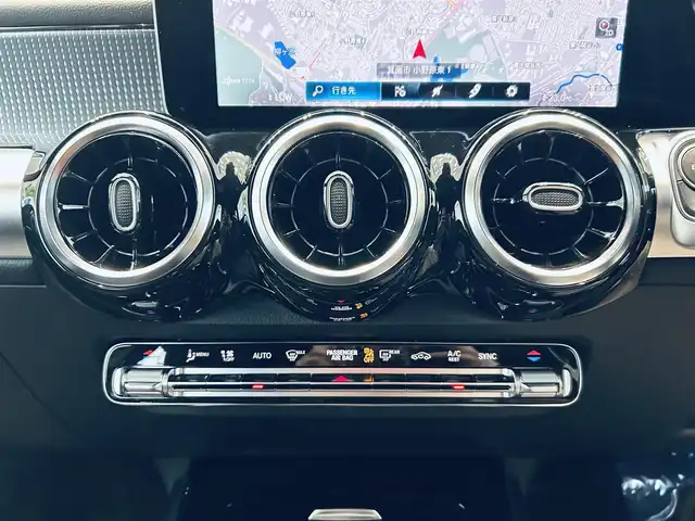 メルセデス・ベンツ ＧＬＢ２００ｄ 大阪府 2020(令2)年 1.7万km マウンテングレー レーダーセーフティ/ハーフレザー/メモリ付きパワーシート/シートヒーター/ACC/純正ナビ/TV/360度カメラ/ブラインドスポット/純正18インチAW/LEDヘッドライト/電動リアゲート/ワイヤレス充電