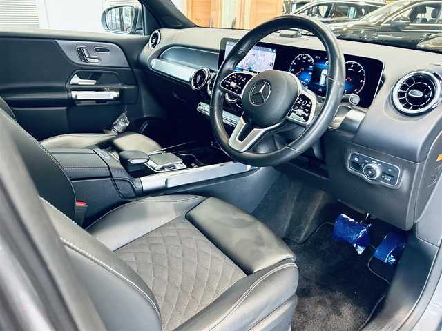 メルセデス・ベンツ ＧＬＢ２００ｄ 大阪府 2020(令2)年 1.7万km マウンテングレー レーダーセーフティ/ハーフレザー/メモリ付きパワーシート/シートヒーター/ACC/純正ナビ/TV/360度カメラ/ブラインドスポット/純正18インチAW/LEDヘッドライト/電動リアゲート/ワイヤレス充電