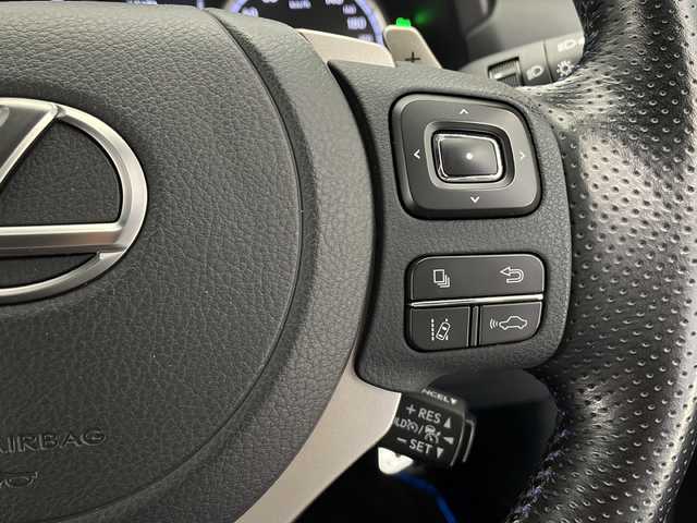 レクサス ＮＸ 300h クール&ブライト 長野県 2020(令2)年 5.9万km ホワイトノーヴァガラスフレーク 4WD/純正メモリナビ&フルセグTV&BT/アダプティブクルーズコントロール/レーントレーシングアシスト/プリクラッシュセーフティ/ブラインドスポットモニター/クリアランスソナー/パーキングサポートブレーキ/ロードサインアシスト/オートマチックハイビーム/アイドリングストップ/社外前後ドライブレコーダー/パワーバックドア/合皮シート/前席エアシート/前席シートヒーター/前席パワーシート/運転席シートメモリ/ステアリングスイッチ/ステアリングヒーター/サイド・バックカメラ/ビルトインETC2.0/LEDヘッドライト/オートライト/電動格納ミラー/ウィンカーミラー/純正18インチAW装着/純正フロアマット/プッシュスタート/スマートキー/スペアキー1本/取扱説明書