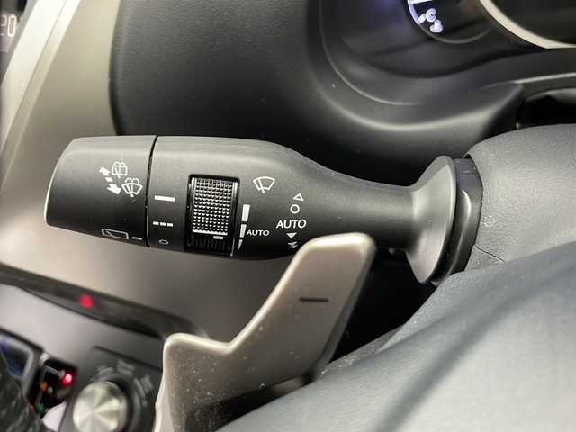 レクサス ＮＸ 300h クール&ブライト 長野県 2020(令2)年 5.9万km ホワイトノーヴァガラスフレーク 4WD/純正メモリナビ&フルセグTV&BT/アダプティブクルーズコントロール/レーントレーシングアシスト/プリクラッシュセーフティ/ブラインドスポットモニター/クリアランスソナー/パーキングサポートブレーキ/ロードサインアシスト/オートマチックハイビーム/アイドリングストップ/社外前後ドライブレコーダー/パワーバックドア/合皮シート/前席エアシート/前席シートヒーター/前席パワーシート/運転席シートメモリ/ステアリングスイッチ/ステアリングヒーター/サイド・バックカメラ/ビルトインETC2.0/LEDヘッドライト/オートライト/電動格納ミラー/ウィンカーミラー/純正18インチAW装着/純正フロアマット/プッシュスタート/スマートキー/スペアキー1本/取扱説明書