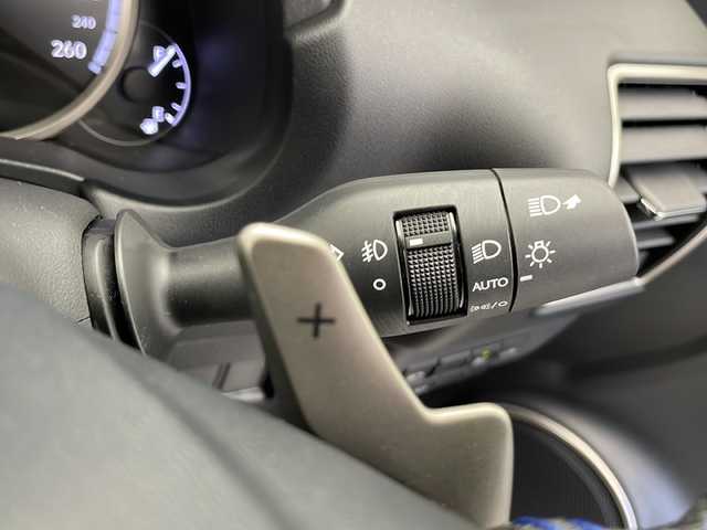 レクサス ＮＸ 300h クール&ブライト 長野県 2020(令2)年 5.9万km ホワイトノーヴァガラスフレーク 4WD/純正メモリナビ&フルセグTV&BT/アダプティブクルーズコントロール/レーントレーシングアシスト/プリクラッシュセーフティ/ブラインドスポットモニター/クリアランスソナー/パーキングサポートブレーキ/ロードサインアシスト/オートマチックハイビーム/アイドリングストップ/社外前後ドライブレコーダー/パワーバックドア/合皮シート/前席エアシート/前席シートヒーター/前席パワーシート/運転席シートメモリ/ステアリングスイッチ/ステアリングヒーター/サイド・バックカメラ/ビルトインETC2.0/LEDヘッドライト/オートライト/電動格納ミラー/ウィンカーミラー/純正18インチAW装着/純正フロアマット/プッシュスタート/スマートキー/スペアキー1本/取扱説明書