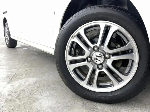 ホンダ Ｎ ＢＯＸ SSパッケージ 福島県 2014(平26)年 4.8万km プレミアムホワイトパール あんしんパッケージ/・シティブレーキアクティブシステム（低速域衝突軽減ブレーキ＋誤発進抑制機能）/・前席用i-サイドエアバッグシステム〈容量変化タイプ〉＋サイドカーテンエアバッグシステム（前席/後席対応）/車線逸脱警報/純正SDナビ/型番：VXM-155VSi/・AM/FM/CD/DVD/ワンセグTV/・バックカメラ/・ETC/・前方ドライブレコーダー/プッシュスタート/・スマートキー/アイドリングストップ/両側パワースライドドア/チルト式ステアリング/・ステアリングスイッチ/純正アルミホイール/純正フロアマット/ドアバイザー